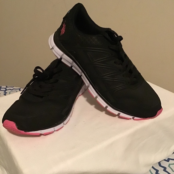 🔥#134, U.S. POLO ASSN. size 9, great condition, see photos - Picture 1 of 4